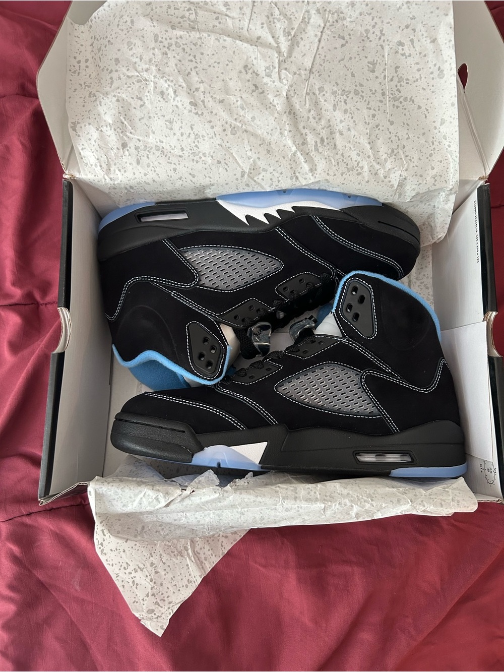 Size 10 Men's Black University Blue Jordan 5’s